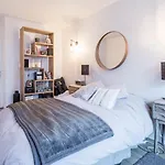 Superb Bright Apt Near Bercy